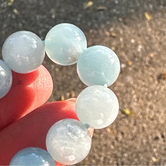 Aquamarine Stone Beads Stretchable Bracelet 10 mm Beads - Picture 9 of 17